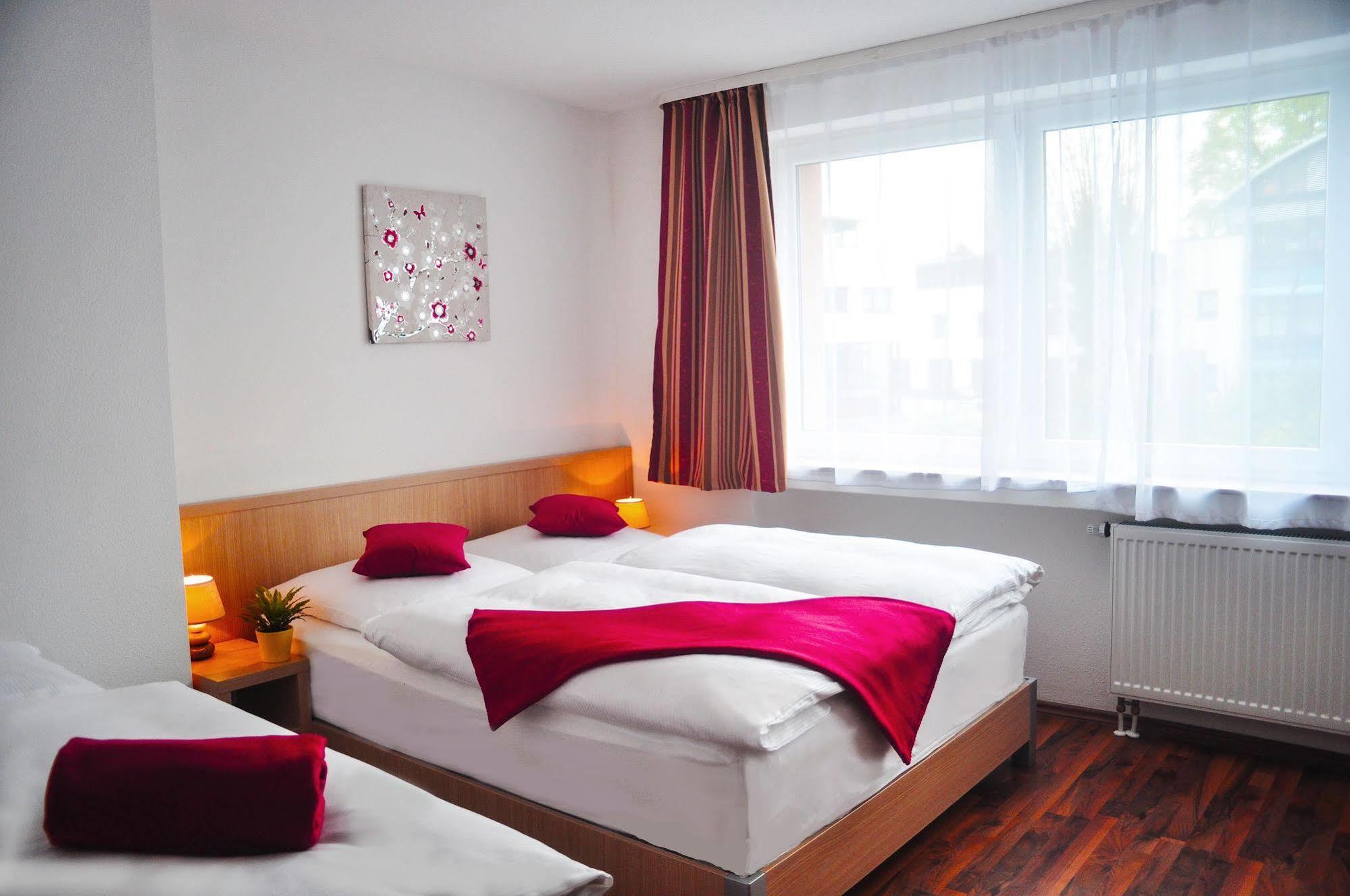 Hotel Platinium Aachen Exterior photo